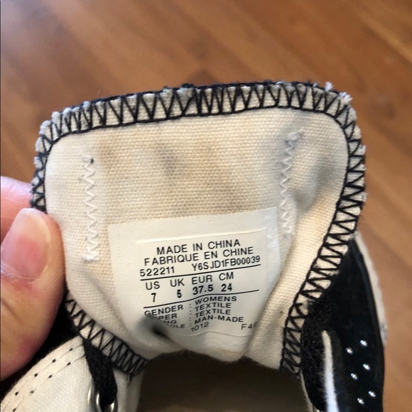 Black studded low top Converse size 5UK/7US - Picture 4 of 5